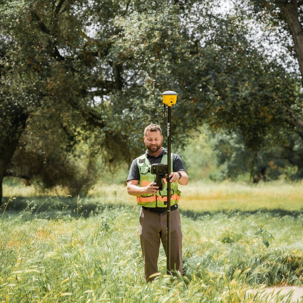 R780-112-50-BRO-PERP Trimble R780-2 - GNSS prijemnik, UHF, Baza Rover, trajna konfiguracija, punjač