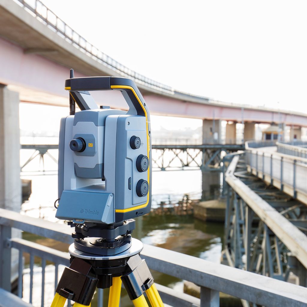 S7153100 Totalna Stanica Trimble S7 1" Autolock, DR Plus, Trimble VISION, FineLock;Instru