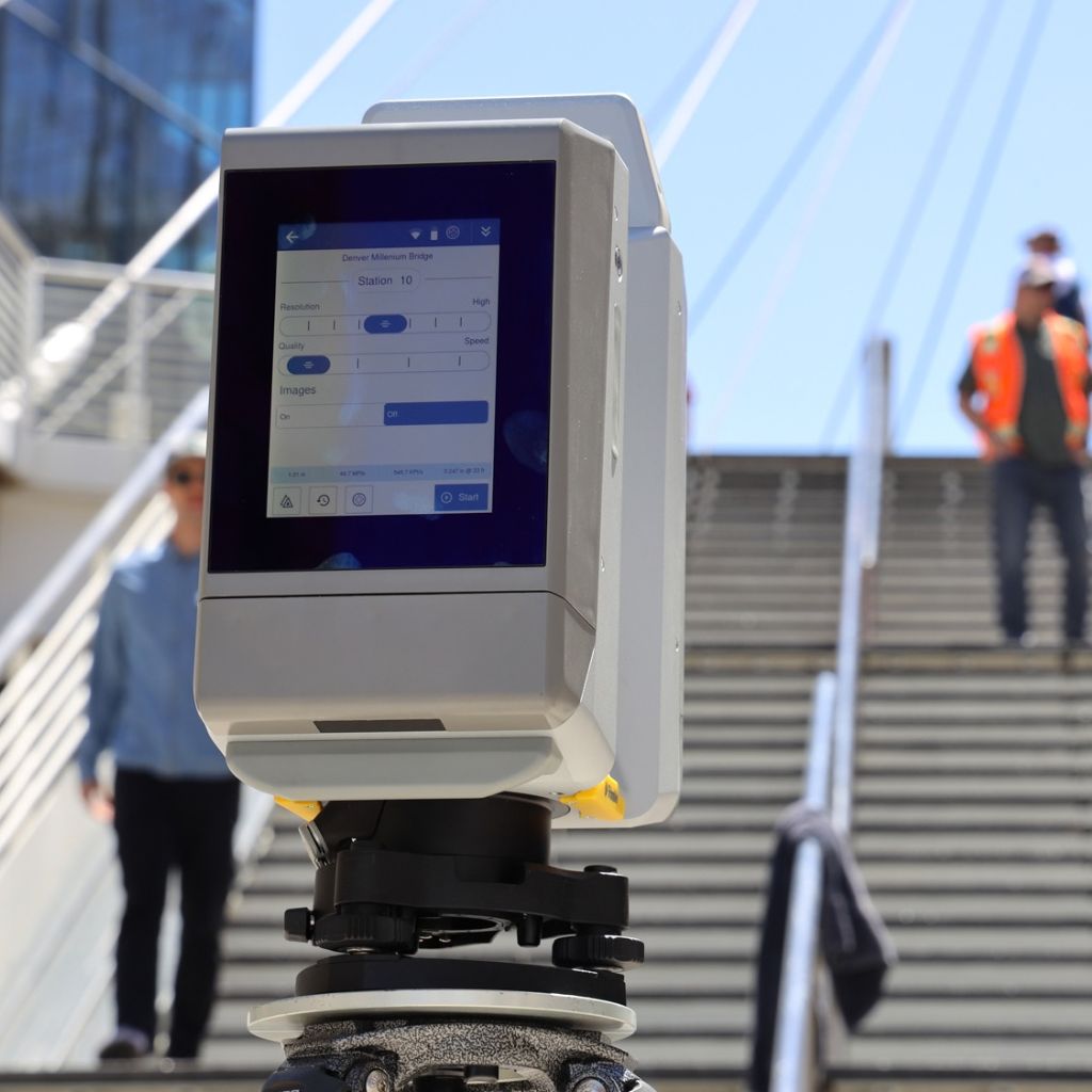 X12-100-00 Trimble X12 - laserski 3D skener